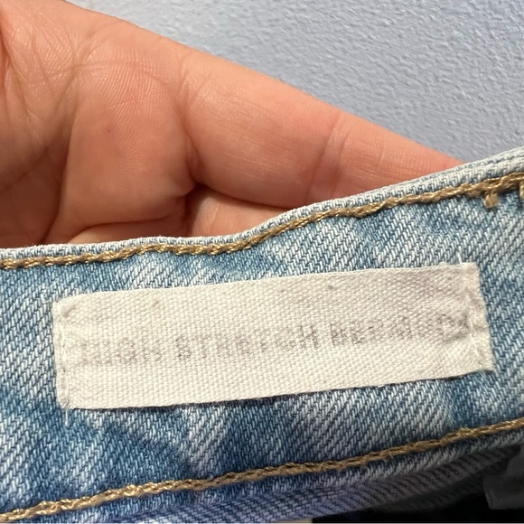 Cotton on Bermuda shorts light wash size US6. - Picture 5 of 7